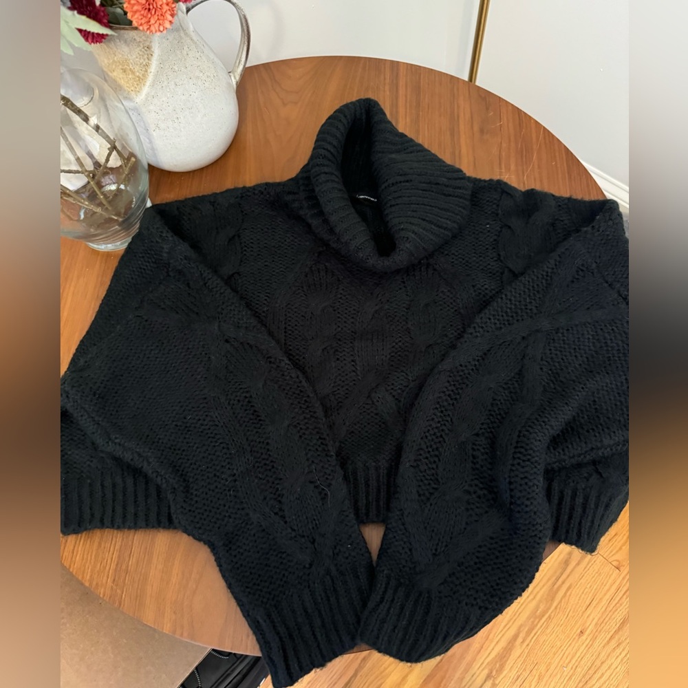 Olivaceous UNWORN Cable Knit Turtleneck Sweater Black Size L